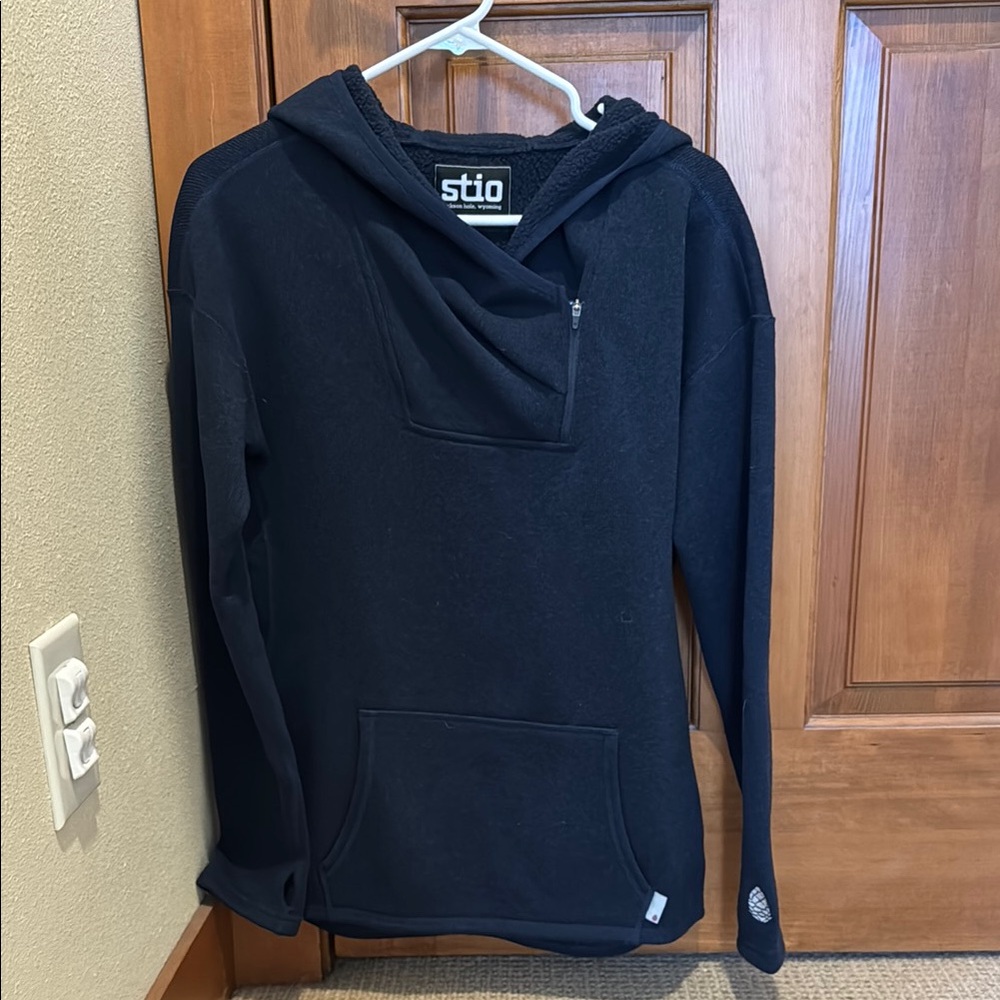 Stio Navy Sweetwater Fleece Hoodie